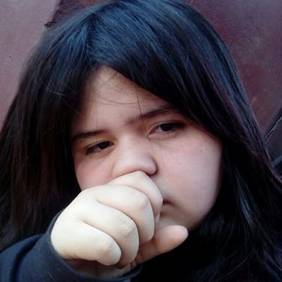 ME GUSTA CANTAR Y BAILAR Y VER VIDEOS DE MIS YOUTUBERS FAVORITOS