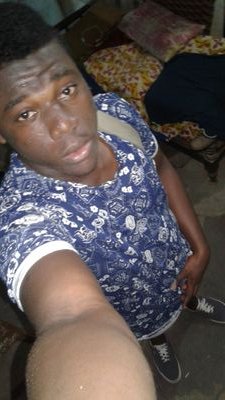 😊😊Ma façon d'aimer et le fait de reconnaître l'amour de autrui pour moi me suffit largement 😂😂