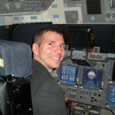 USSF O6; AeroEng, NDU Eisenhower; NATSEC & space nerd; Ex-#USAFWS Instructor, ICBM, 609 AOC, sq/cc, spacelift, SBIRS Msl Warning, speechwriter; SLU Parks grad