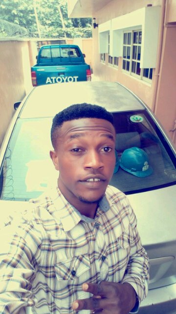 ItzZamani's profile picture. Just wanna be happy