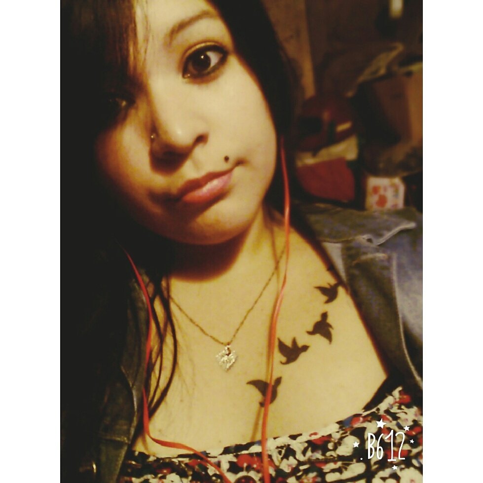 ok_ivanadaniela's profile picture. Escorpiana♏
18 añitos😊
Soltera🙊
**LA FAMILIA Y LOS AMIGOS SON LO PRINCIPAL**💖