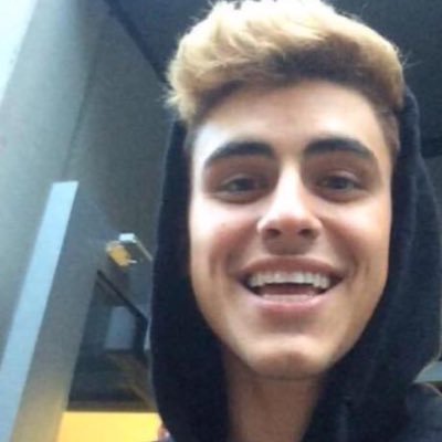 gruporpgLA's profile picture. 