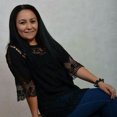 Docente de E.E.B con enfasis en Nivel Inicial....5to año en Licenciatura en la Educación FAHCE.Me gusta la música romántica!! Amo mi país Paraguay!!! 02\07:)