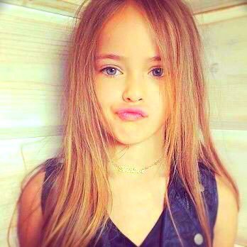 Khristina Pimenova 9歳には見えませんね 格好いいです 可愛いと思ったらrt 外国人が好きな人rt 天使と思ったらrt 9歳に見えないと思ったらrt