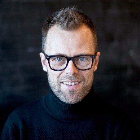 Passionate leadership hacker and #innovation and #entrepreneurship black belt on a mission to transform and inspire people & organisations.