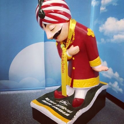 ururu2003's profile picture. 