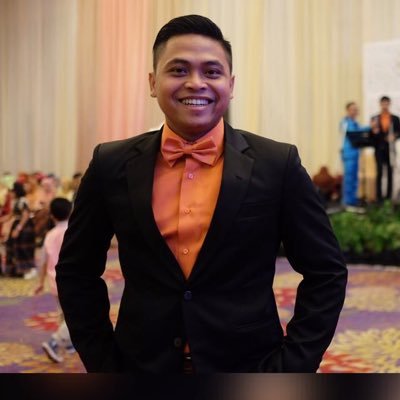 FaatWiji's profile picture. gara-gara sepak bola gue lupa segalanye, koleksi poster bola hobi gue || PERSIJA JAKARTA+MANCHESTER UNITED || Civil Servant || IPDN XXI