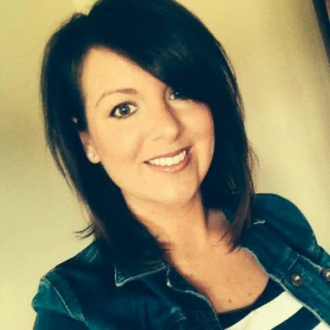 Wife and mommy to 1 furbaby. Loves to drink wine, travel and watch the Green Bay Packers...GO PACK GO!!!