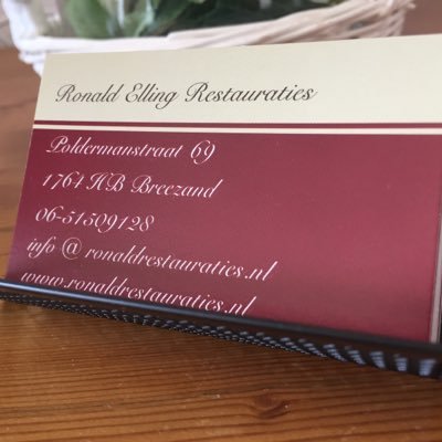 RErestauraties's profile picture. 