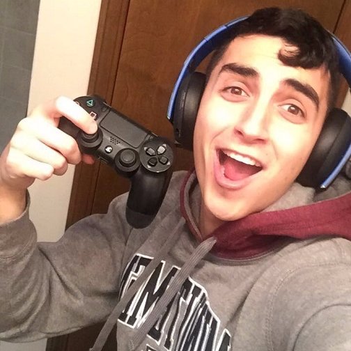 PSN_DiasCj's profile picture. GB:https://t.co/KAdS4exi0z ------------------------------ UMG: https://t.co/ahIPHxrpAo