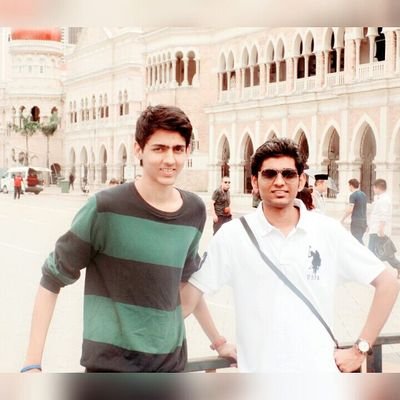 TheVinitPawar's profile picture. 