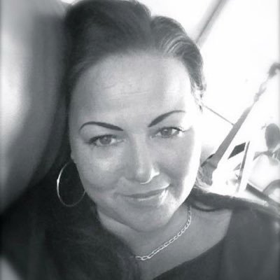 nancy_venables's profile picture. Nana to my gorgeous Dixie & dogaholic mummy to three labradors.