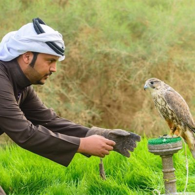 فهد البرغش مصور جوي من بني تميم مهتم باحوال الطقس واعشق مطاردة السحب والامطار سناب يومياتي Brgh.tumaer مع العلياء لتجهيز السيارات عش لحظات البر