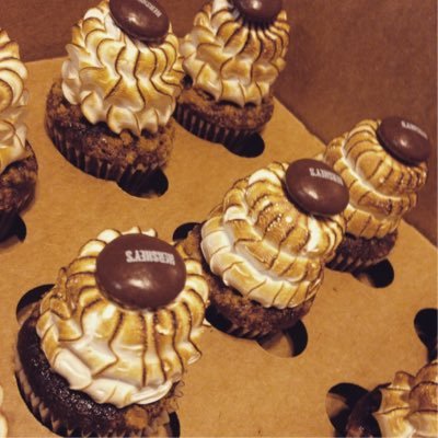 Metro Atlanta's FIRST ALL MINI cupcake and dessert bakery with ON-LINE SHIPPING NOW AVAIL for Cookie Drops, TCC pretzels, etc. . . . LESS is S'more!