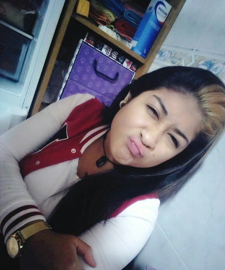 NiiaAbc's profile picture. Mi biografía está basada en pechos reales