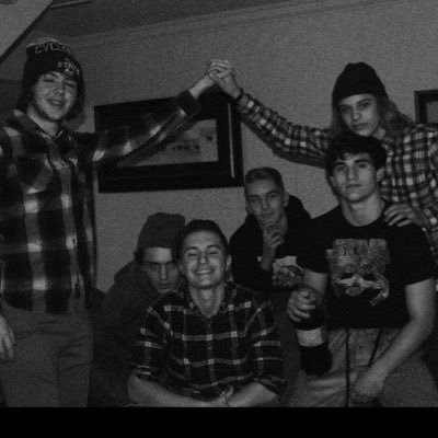 X_ShadowMilkman's profile picture. 