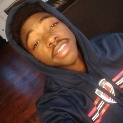 Wassup im Keiston aka King and im a youtuber that do reaction vids so check me out and subscribe. https://t.co/piMaGDPlnS