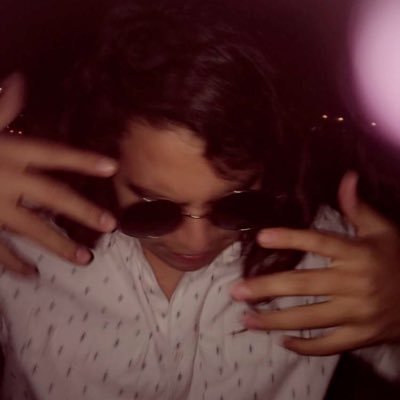 logikirracional's profile picture. m