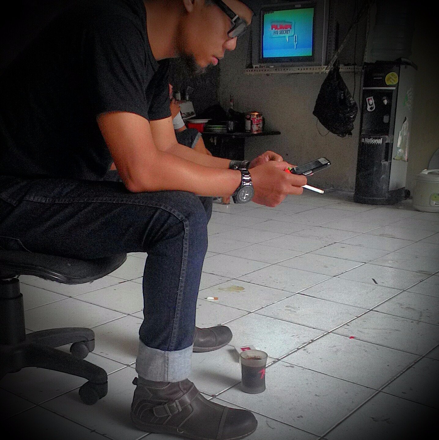 JariTengah637's profile picture. 