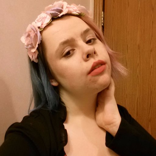 ForeverNiall98's profile picture. I'm the author of Regeneration! 
https://t.co/n6y7vgSaRV…