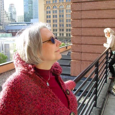 Independent journalist. Digital communicator. Business instructor UIC. Follow me at @sallyduros.bsky.soci