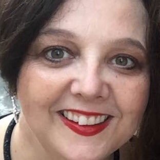Marketer, singer, proud bendigoian, performing arts administrator, community bank lover, talker & coffee drinker. Tweets are my views only
