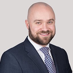 Financial Services professional, husband and lover of all sports!