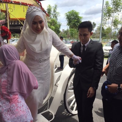 rarazura_YN's profile picture. Times is running out! KEEP CALM and be PRODUCTIVE!! »Insta:Rarazura_YN