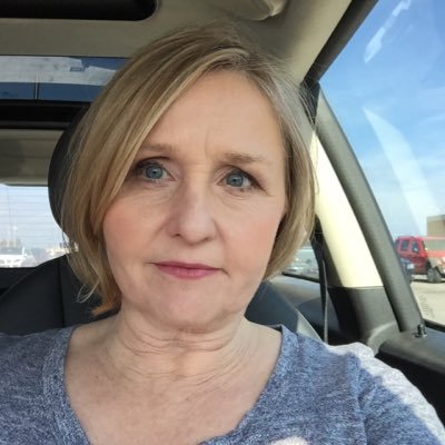 anenakamura's profile picture. 