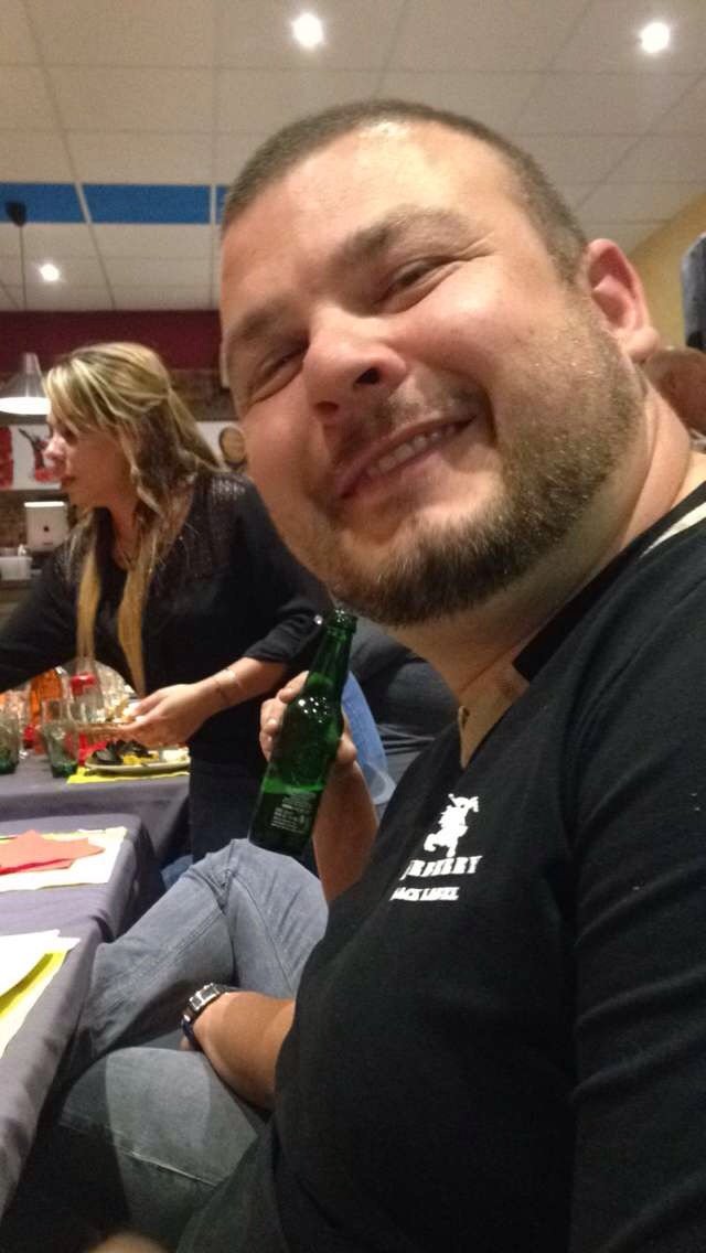 pepe30100's profile picture. 