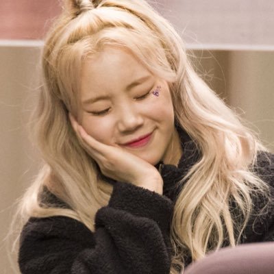 lovingjooe's profile picture. 