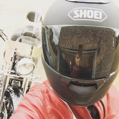 jimmy_ker's profile picture. Brain surgeon, professional boxer, NASCAR fan, robot, 6'4, fiction writer.