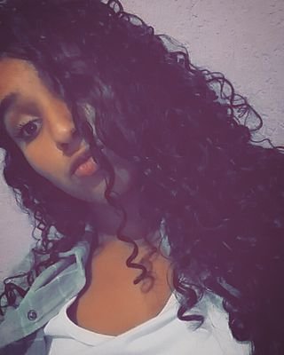 16 years💤| Meu coração pertence a literatura📚| Futura psicóloga💄| Transformei em amor próprio, o amor que um dia me machucou..🌍