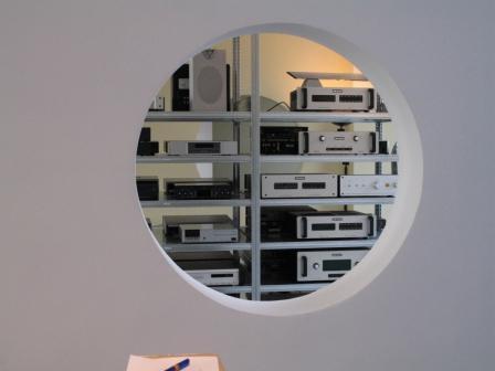 hanzehifi's profile picture. And now for something completely different! In High Fidelity that is.....