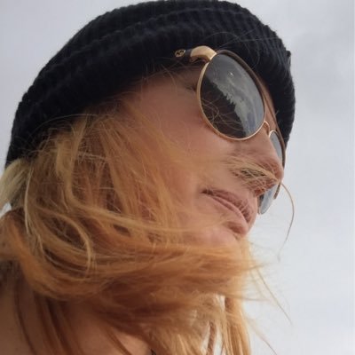 amyromine01's profile picture. 