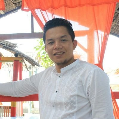 Pengamat Politik, Aktifis, Penulis, Sejarawan, Budayawan, Sosial-Politikus