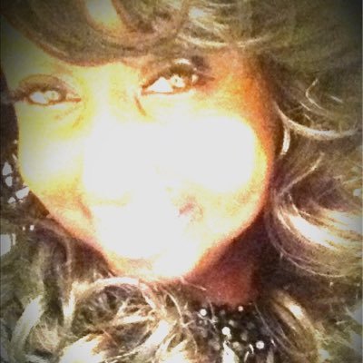 Moacha's profile picture. Redesigning MY life & loving every minute of it! Blogger•Motivational Speaker•Principal of The Metanoya Brand 🦋