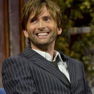 Love Doctor Who, cats, reading books, and other intelligent pursuits.