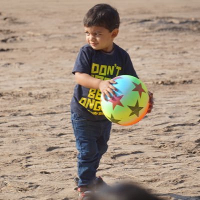 karimhirani's profile picture. Son, Husband, Father and Banker..