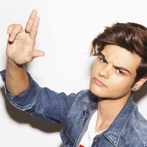 C_Alvarop_D_9's profile picture. A/\ *www*