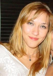 vvassen's profile picture. Secretária bilíngue, atéia, independente e feliz.