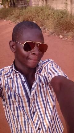 Am a guy who u will like to no more about add me up on watsapp +2348171186026 or collinsharmless@gmail.com