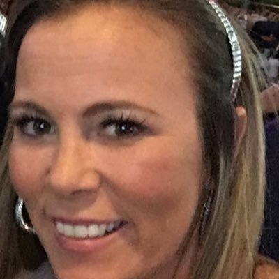 kelly_sher05's profile picture. 😋