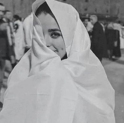 ‏‏




🍃🎻لو ملكت الكل ماعندك انا ..