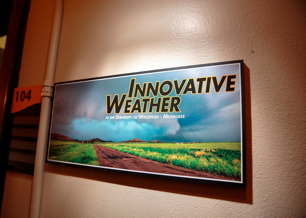 Innovative Weather is a client-oriented weather service provider training meteorology student professionals at the University of Wisconsin Milwaukee (UWM).