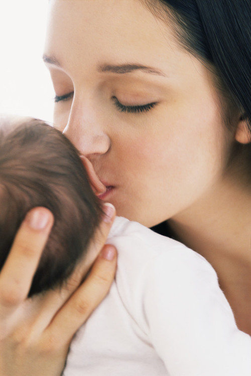 An alternative to the “usual” baby gift– giving new & expectant parents the precious gift of time!
-a service provided by Senior Helpers