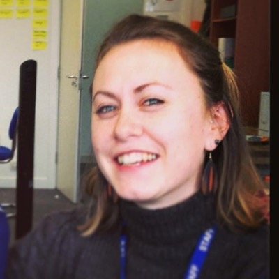 DanieBarnie's profile picture. {D_B} Product and digital experiences. Geeking out over UX, serious play and spreadsheets... also fiber crafts https://t.co/sMt4gQ8cmR 🐸🧶👾