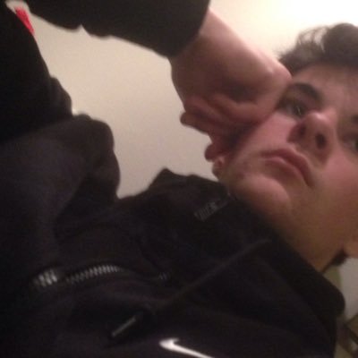 LANDRYMAHIER's profile picture. j’sais pas quoi mettre