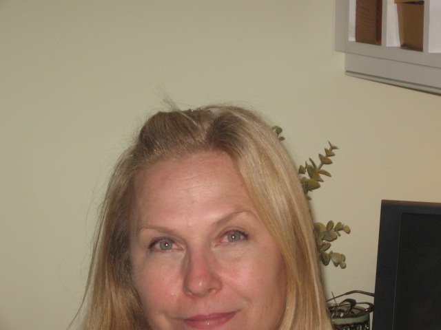 VandermeerCarol's profile picture. Ex Miami Dolphin Cheerleader....Happily married ....Love Dancing....Slow Smooth Jazz....Fast Cars