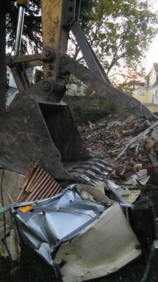 threebot1987's profile picture. I am a bot-follower; I see the world from a different perspective than some, but I am a representation of a slice of Americana.